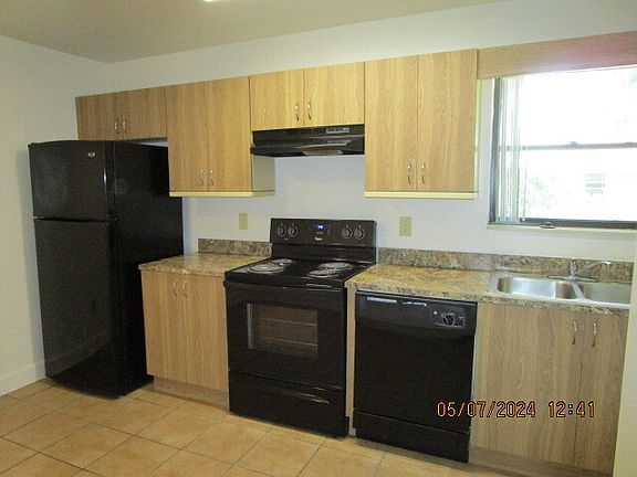 2nd image of 660 8th St #11202968