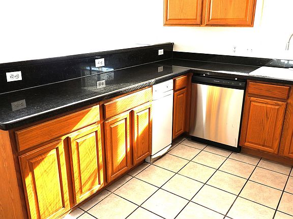 4th image of 495 Coronado Way Unit C