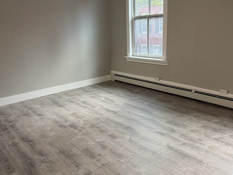 309 S 16th St #2F — Photo 11