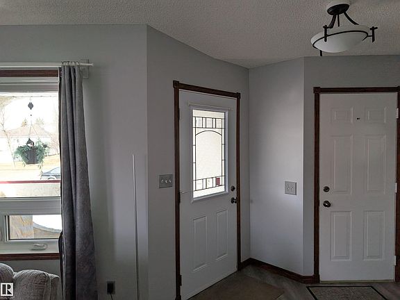 3rd image of 65 Coloniale Way