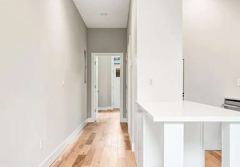 3324 Michigan Ave — Photo 18