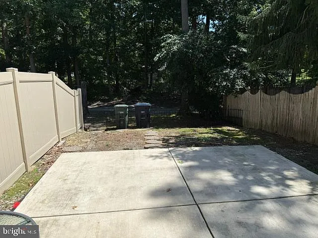 1070 Baywood Dr — Photo 17