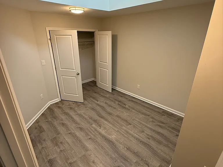 1921 Rosedale St NE #3 — Photo 7