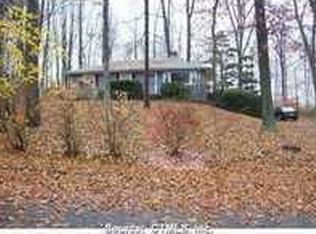50 Woodland Dr, Northford, CT 06472