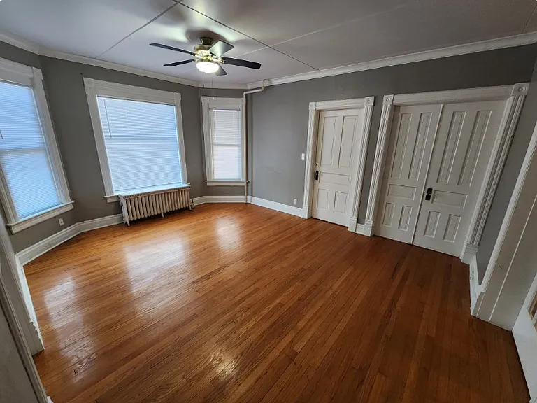 207 N 6th St #1 — Photo 16