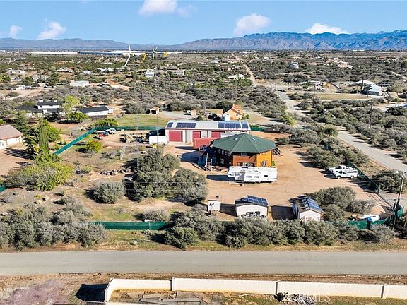 4th image of 10328 El Centro Rd