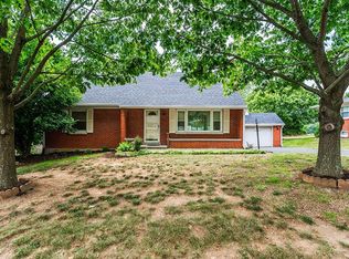 3035 Lynnwood Dr, Paris, KY 40361