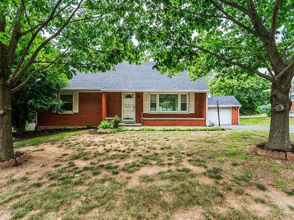 3035 Lynnwood Dr, Paris, KY 40361