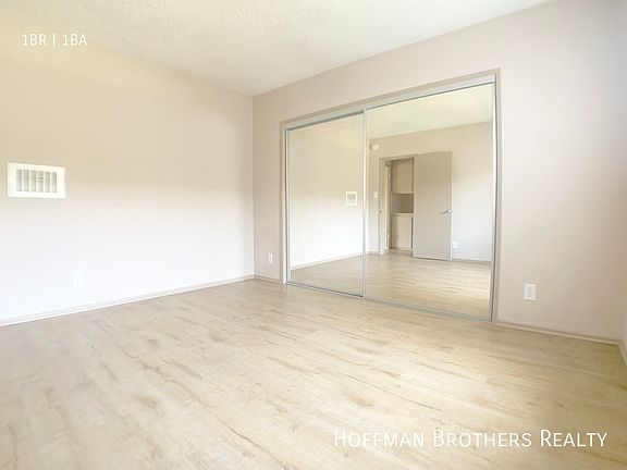 4th image of 12614 Caswell Ave #1