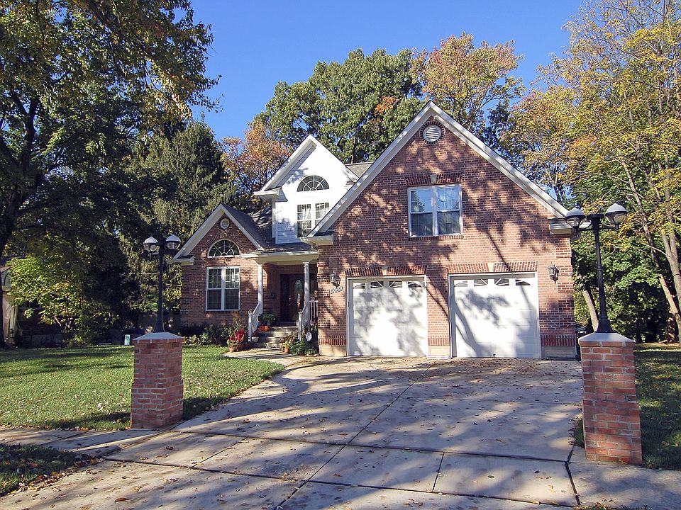 2nd image of 10020 Sinnott Dr