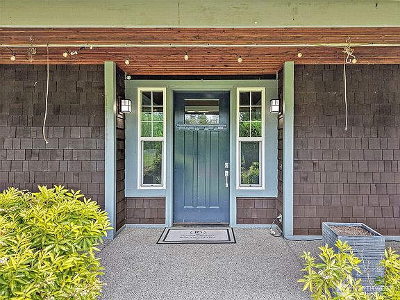 3rd image of 22420 270th Avenue SE