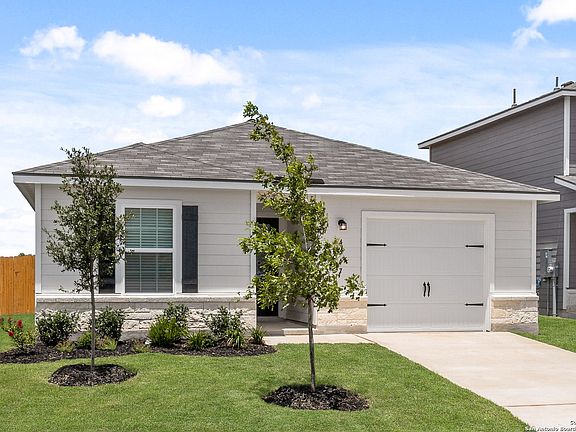 2nd image of 4547 Caracara Court