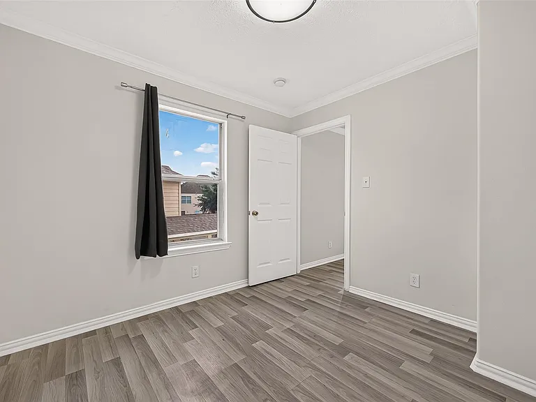 12502 Venus Park Ln — Photo 18