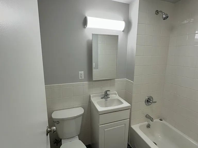 175 E 116th St #2 — Photo 8