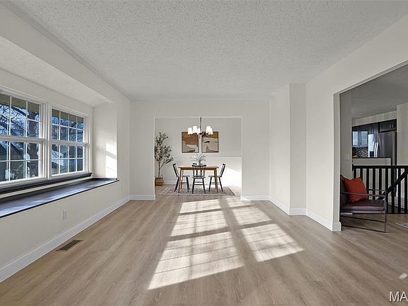 3rd image of 4733 Groveton Way