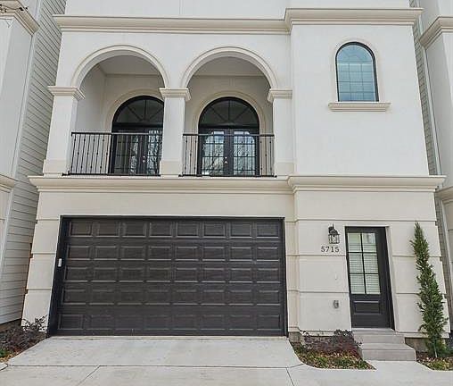 2nd image of 5709 Winsome Ln
