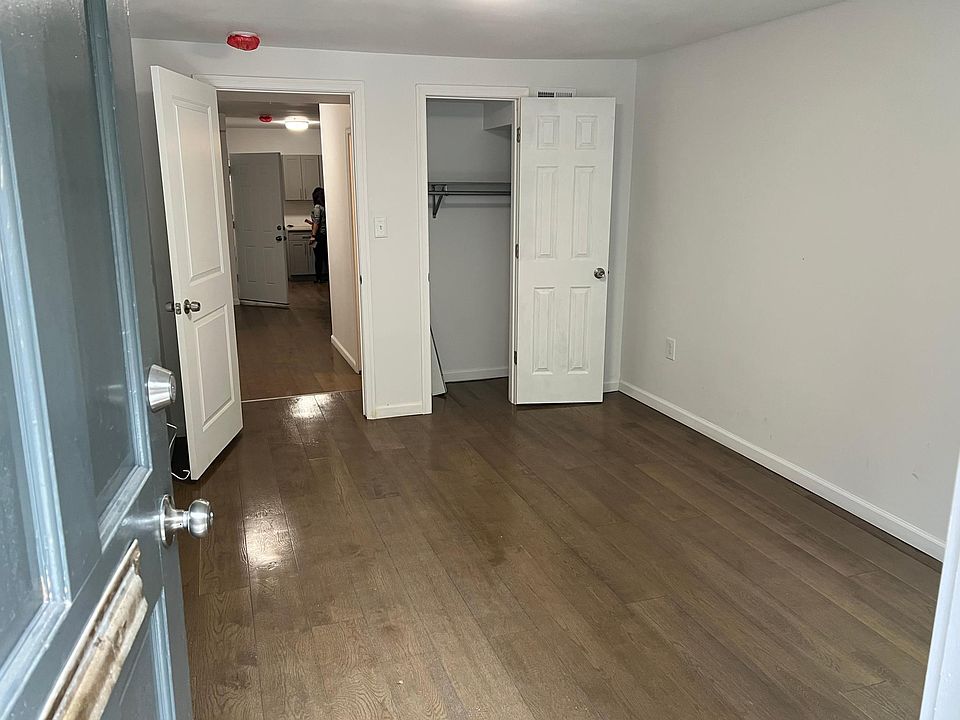 1st image of 1011 Spruce St Floor 2
