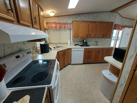 2nd image of 142 Buccaneer Dr #317