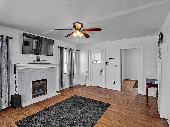 5th image of 1602 S Main St