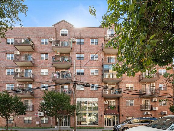2nd image of 14118 Cherry Ave APT 5F