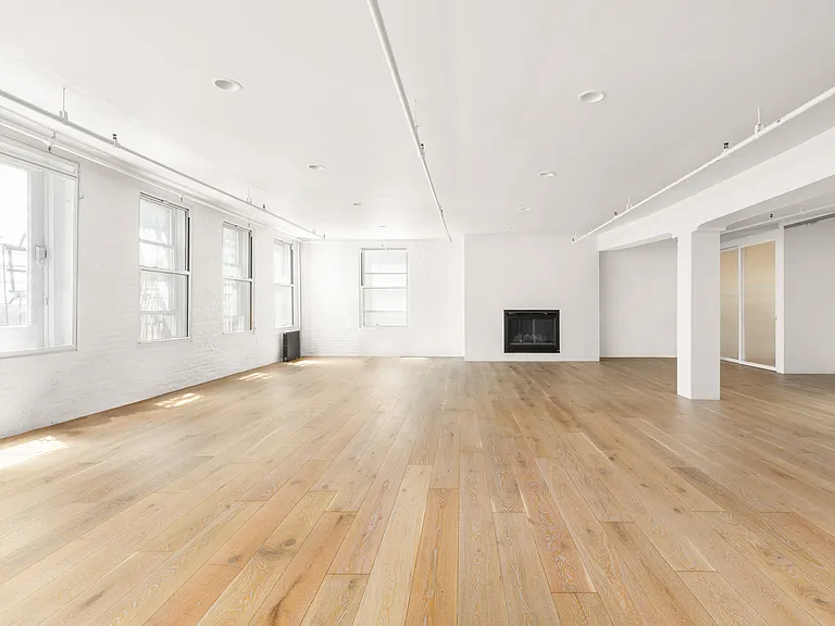 191 Chrystie St #4R — Photo 9