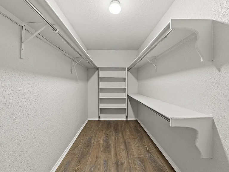 6726 Raintree Path — Photo 16