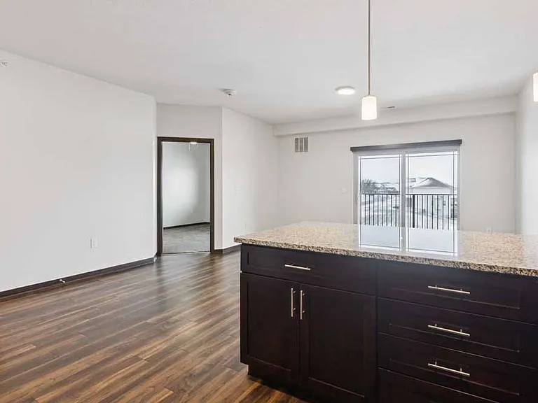 360 at Jordan West — Photo 224