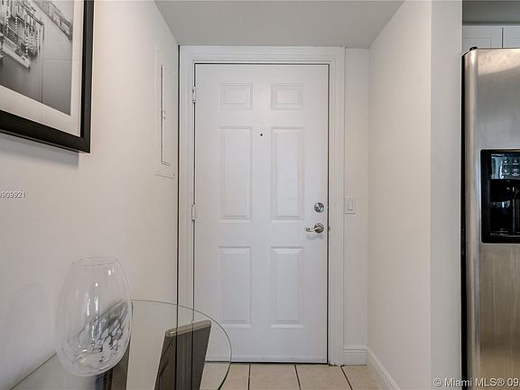 2nd image of 60 NW 37th Ave APT 601