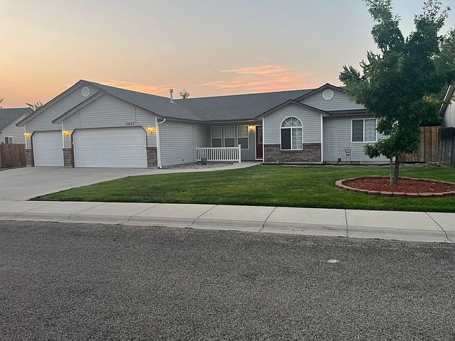 Over sized 3 car garage for your toys. True 4 bedroom charmer with living room and great room separate. Amazing layout!