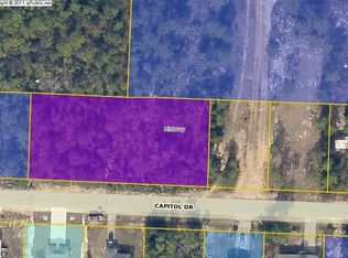 5842 Capitol Dr, Gulf Breeze, FL 32563
