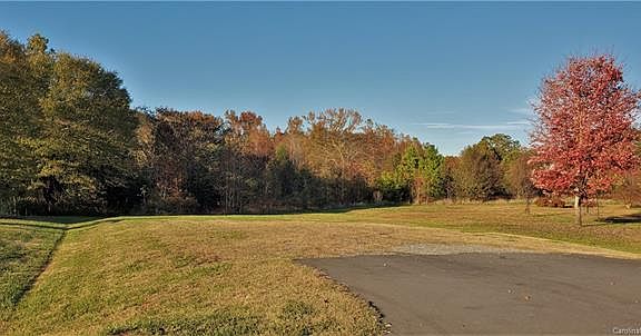 3rd image of 0 Laurel Glen Dr