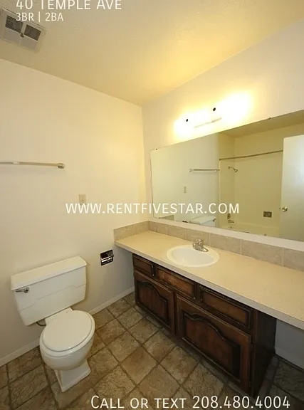 40 Temple Ave — Photo 10