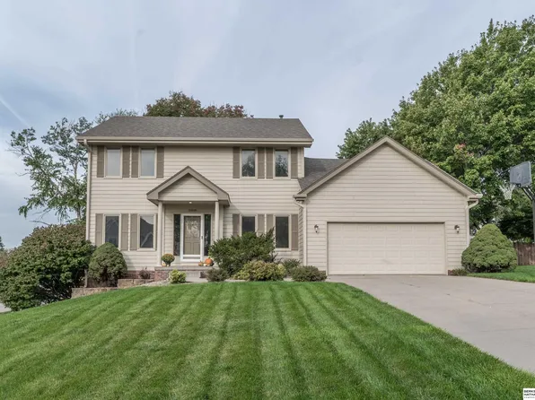 5018 S 169th Cir, Omaha, NE 68135
