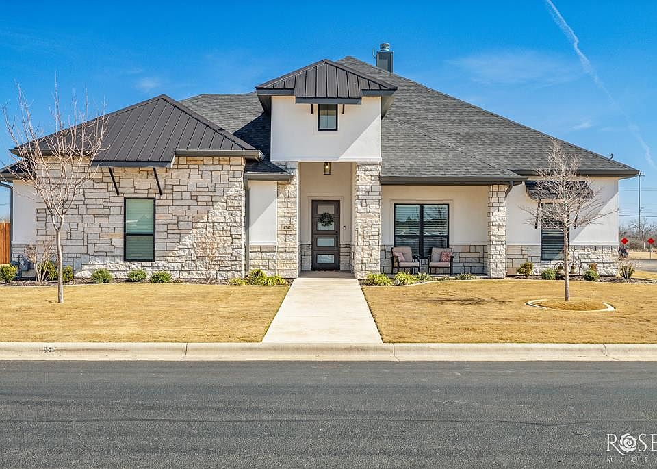 1st image of 4742 Wolf Creek Dr