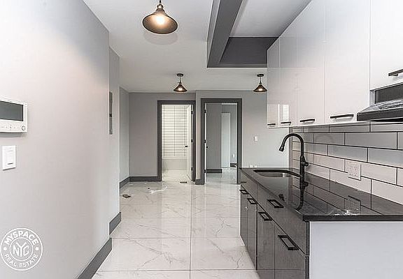3rd image of 1470 Eastern Pkwy #5E