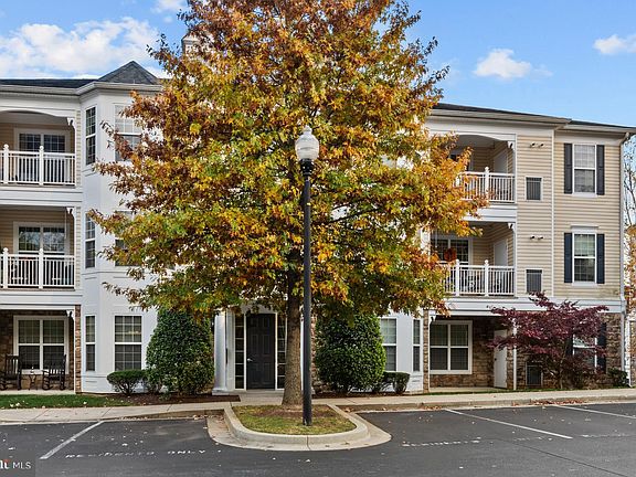 4th image of 1505 Broadneck Pl #2303