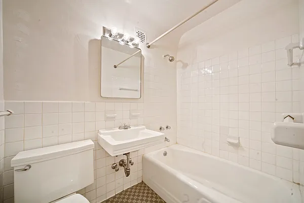 Rented by Compass | media 3