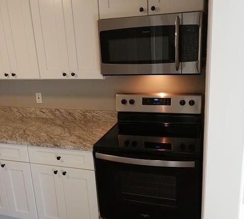 3rd image of 4329 Main St APT 2