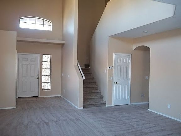 4th image of 9126 W Raymond St