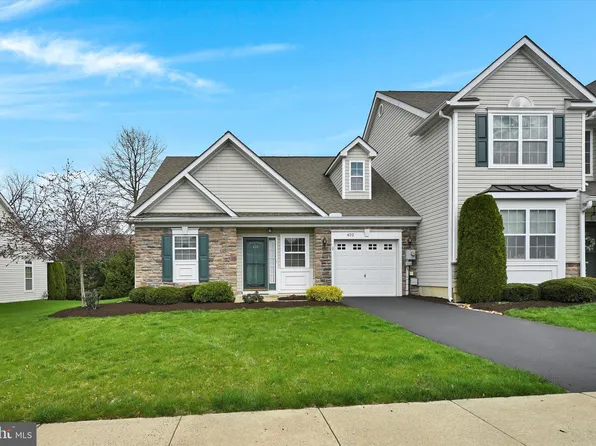 422 Harvest Dr, Blandon, PA 19510