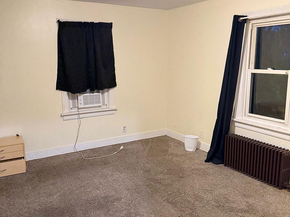 Bedroom #1