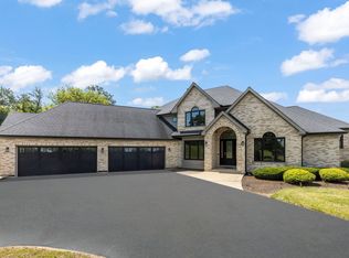 7814 Burr Oak Dr, McHenry, IL 60050