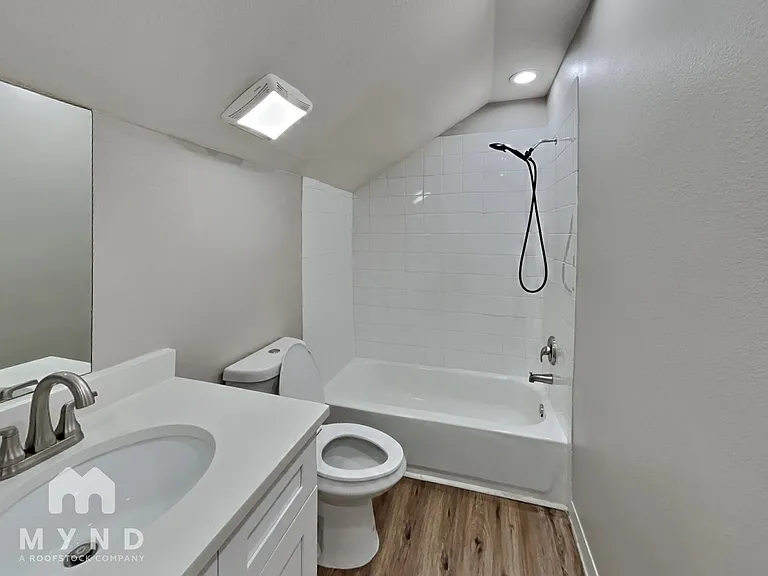 6119 Sand Key Ln — Photo 15