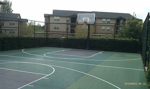 195-Santiam Village Apartments — Photo 24