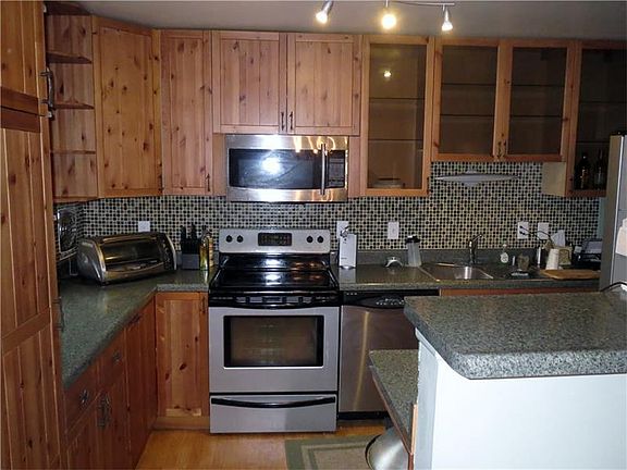 3rd image of 108 Wyndmere Dr