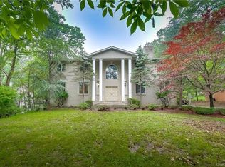 22 Dolson Rd, Monsey, NY 10952