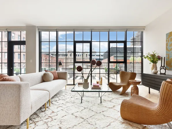 51 Jay Street image 1 of 21