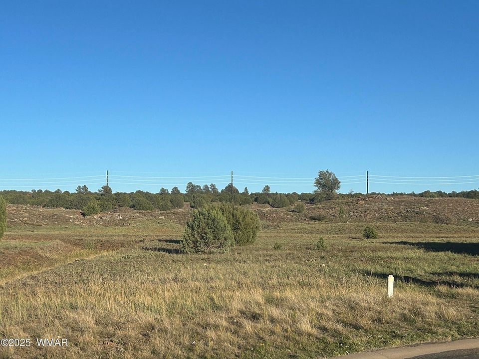 2nd image of 2261 E Rimstone Dr