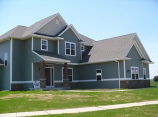 1512 Centennial Pkwy, Waunakee, WI 53597