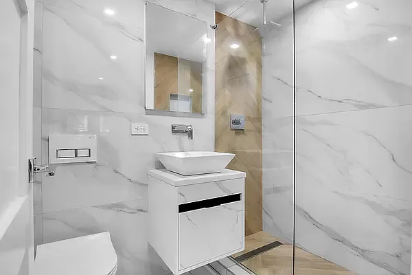 Rented by OGI Management | media 8